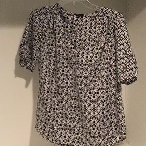 Black and white short sleeve blouse
